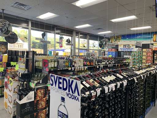 Wine Store «West Rock Wine & Liquor Warehouse», reviews and photos, 1306 Whalley Ave, New Haven, CT 06515, USA