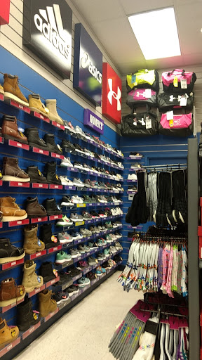 Sporting Goods Store «Big 5 Sporting Goods», reviews and photos, 1073 W Arrow Hwy, San Dimas, CA 91773, USA