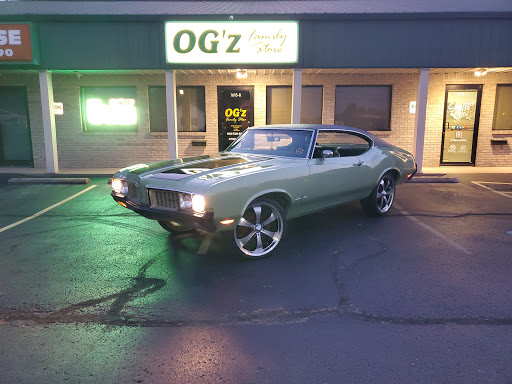 Auto Parts Store «Advance Auto Parts», reviews and photos, 215 E 10th St, Jeffersonville, IN 47130, USA