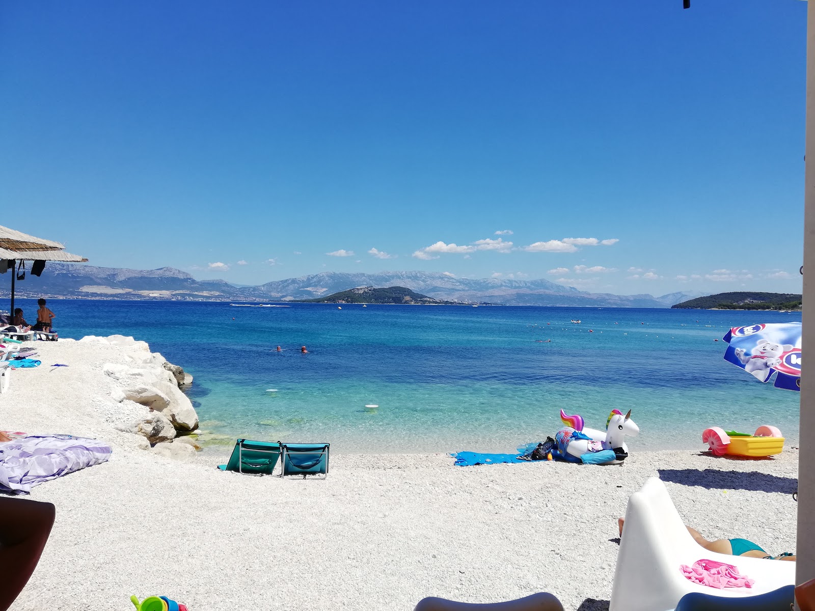 Fotografija Plaža Osoje priljubljeno mesto med poznavalci sprostitve