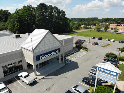 Thrift Store «Goodwill Petersburg Retail Store», reviews and photos