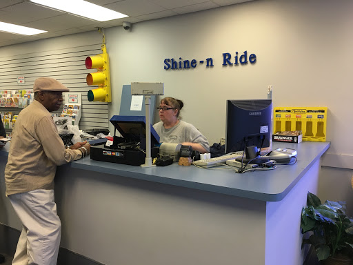 Car Wash «Shine-N-Ride», reviews and photos, 1430 E Galbraith Rd, Cincinnati, OH 45215, USA