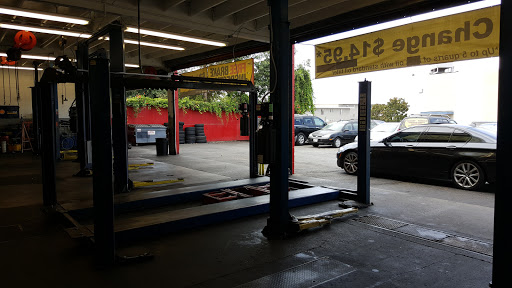 Auto Repair Shop «Meineke Car Care Center», reviews and photos, 24005 Hawthorne Blvd, Torrance, CA 90505, USA