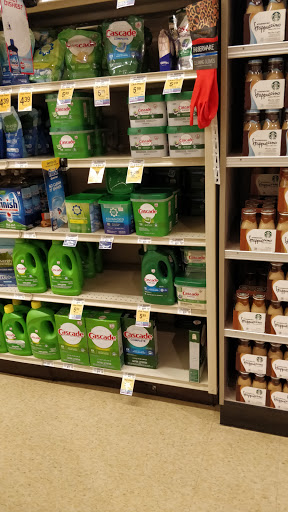 Grocery Store «Safeway», reviews and photos, 645 N San Antonio Rd, Mountain View, CA 94040, USA