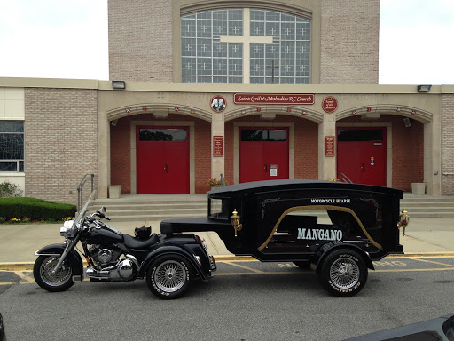 Funeral Home «Tuthill-Mangano Funeral Home, Inc», reviews and photos, 406 E Main St, Riverhead, NY 11901, USA