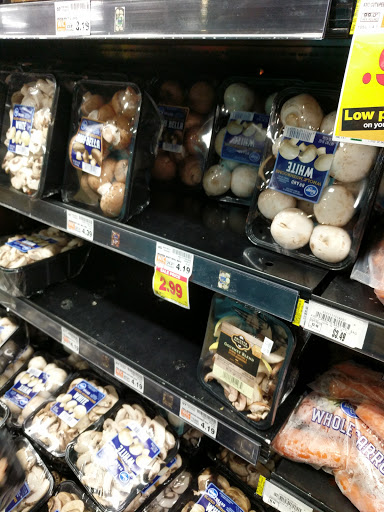 Grocery Store «Kroger», reviews and photos, 2058 25 Mile Rd, Shelby Charter Township, MI 48316, USA