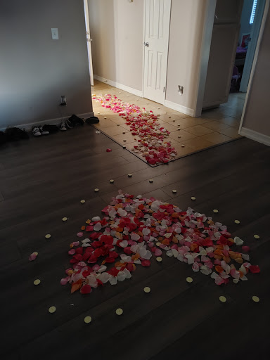 Florist «Corona Rose Flowers & Gifts», reviews and photos, 844 W 6th St, Corona, CA 92882, USA