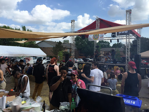 Tobacco Shop «Ashes Smoke Shop Denton», reviews and photos, 420 S Carroll Blvd #105, Denton, TX 76201, USA