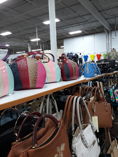 Uniform Store «Scrub Pro Uniforms & Alko Clothing Outlet», reviews and photos, 8801 Kelso Dr, Baltimore, MD 21221, USA