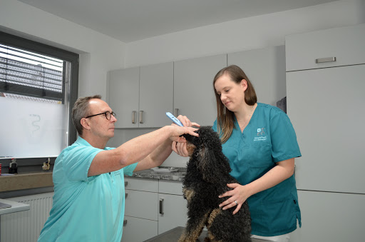 Dr. med. vet. Kai-Olav Weber unter Saarwellingen, 