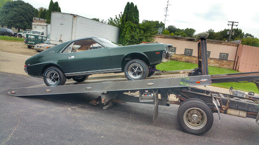 Towing Service «Lake County Roadside Towing & Recovery», reviews and photos, 740 Sunset Dr, Round Lake, IL 60073, USA