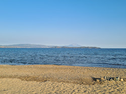 Foto di Develiki beach e l'insediamento