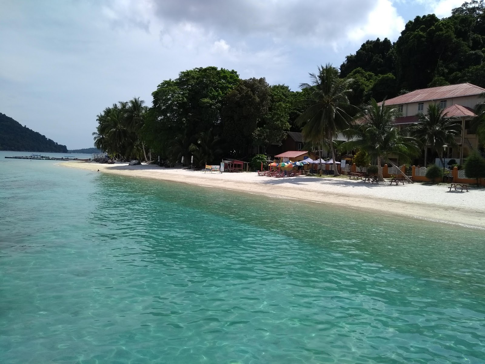 Photo of Teluk Keke Beach with very clean level of cleanliness