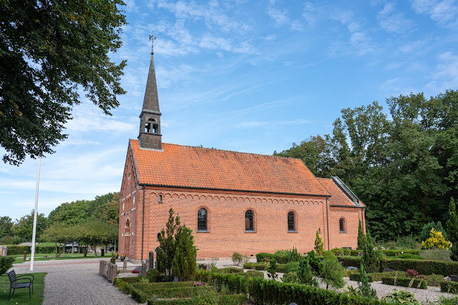 Skoven Kirke