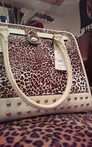 Clothing Store «Aéropostale», reviews and photos, 451 Eagle Ridge Mall Entrance, Lake Wales, FL 33859, USA