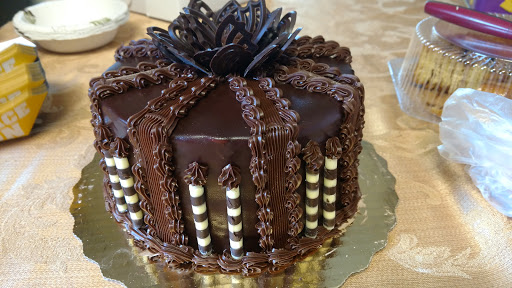 Shopping Mall «Haynes Market Shopping Center», reviews and photos, 3000 Old Alabama Rd, Johns Creek, GA 30022, USA