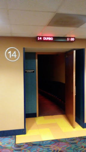 Movie Theater «Wehrenberg Theatres St. Charles Stadium 18 Cine», reviews and photos, 1830 S 1st Capitol Dr, St Charles, MO 63303, USA