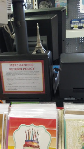 Shopping Mall «Sibley Plaza», reviews and photos, 2401 7th St W, St Paul, MN 55116, USA