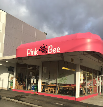 Pink Bee Curry and Sandwiches