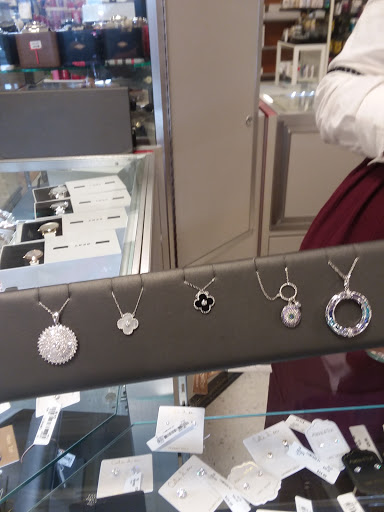 Department Store «T.J. Maxx», reviews and photos, 185 Union St, Waterbury, CT 06706, USA