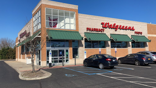 Walgreens, 406 S Oyster Bay Rd, Hicksville, NY 11801, USA, 