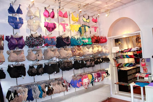 Lingerie Store «Belle Mode Intimates», reviews and photos, 11889 Grand Commons Ave, Fairfax, VA 22030, USA
