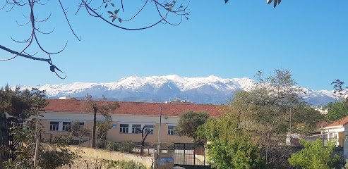 2ο Δημοτικό σχολείο Χανίων - Chania 731 31, Greece