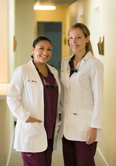 Vista Robles Dental Group: Dr. Linda C. Martin & Dr. Esmeralda Muñoz