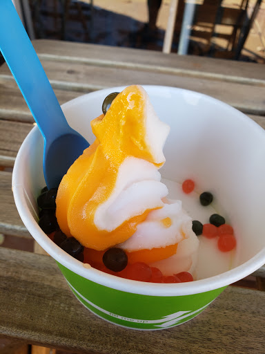 Frozen Yogurt Shop «Front Porch», reviews and photos, 3107 S Interstate 35 #770, Round Rock, TX 78664, USA