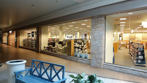 Book Store «Barnes & Noble», reviews and photos, 3800 State Rd #180, La Crosse, WI 54601, USA