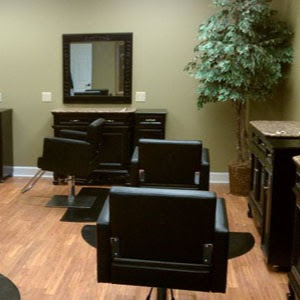 Beauty Salon «NouriTress Salon & Hair Clinic», reviews and photos, 175 Carnegie Pl, Fayetteville, GA 30214, USA
