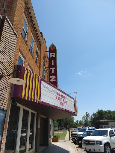 Movie Theater «Wellington Ritz Theatre Inc», reviews and photos, 902 East Ave, Wellington, TX 79095, USA