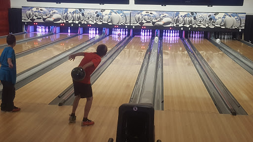 Bowling Alley «Mt. Morris Lanes and Pro Shop», reviews and photos, 9 Erie St, Mt Morris, NY 14510, USA