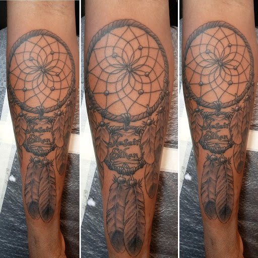 Explore alice and wonderland tattoo ideas, creative tattoo ideas in Augusta, available at Mr. Tattoo