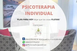 Psicóloga Alejandra Castañeda image