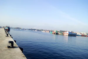 Pelabuhan Pelelangan Ikan Probolinggo Ujung Timur image