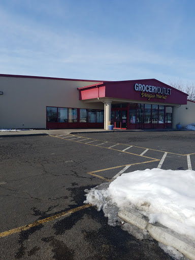 Grocery Store «Grocery Outlet Bargain Market», reviews and photos, 2670 SW 4th Ave, Ontario, OR 97914, USA