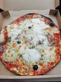 Plats et boissons du Pizzas à emporter kiosque à pizzas à Villeneuve-la-Guyard - n°1