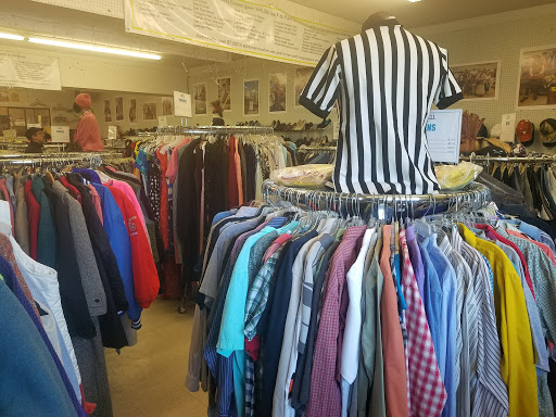 Thrift Store «Community Closet Thrift Store», reviews and photos, 416 E Park St, Livingston, MT 59047, USA