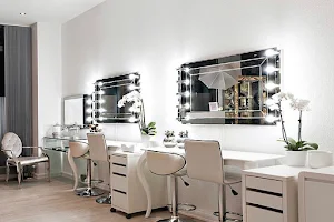 Sahar Beautybar & Academy image