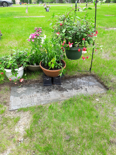 Florist «Pletschers», reviews and photos, 641 Old Hwy 8 SW, New Brighton, MN 55112, USA