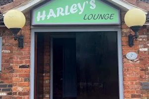 Harley's lounge image