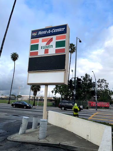 Convenience Store «7-Eleven», reviews and photos, 111 W Pacific Coast Hwy, Wilmington, CA 90744, USA
