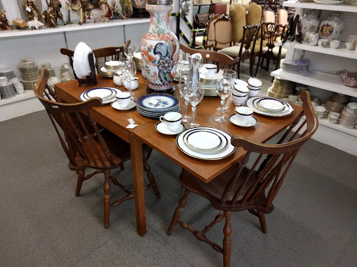 Donations Center «The Guild Shop», reviews and photos