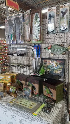 Sporting Goods Store «Sportco Warehouse Sporting Goods», reviews and photos, 4602 20th St E, Fife, WA 98424, USA