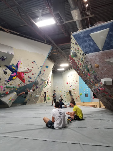 Rock Climbing «Summit Climbing, Yoga & Fitness – Carrollton», reviews and photos, 2389 Midway Rd, Carrollton, TX 75006, USA