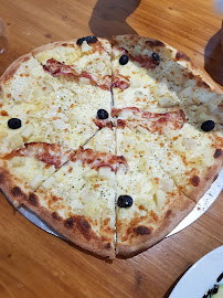 Plats et boissons du Pizzeria Pizza Pepone Charvonnex - n°17