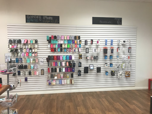 Electronics Repair Shop «Mobile Rescue Tech Repair», reviews and photos, 100 Main St N, Southbury, CT 06488, USA