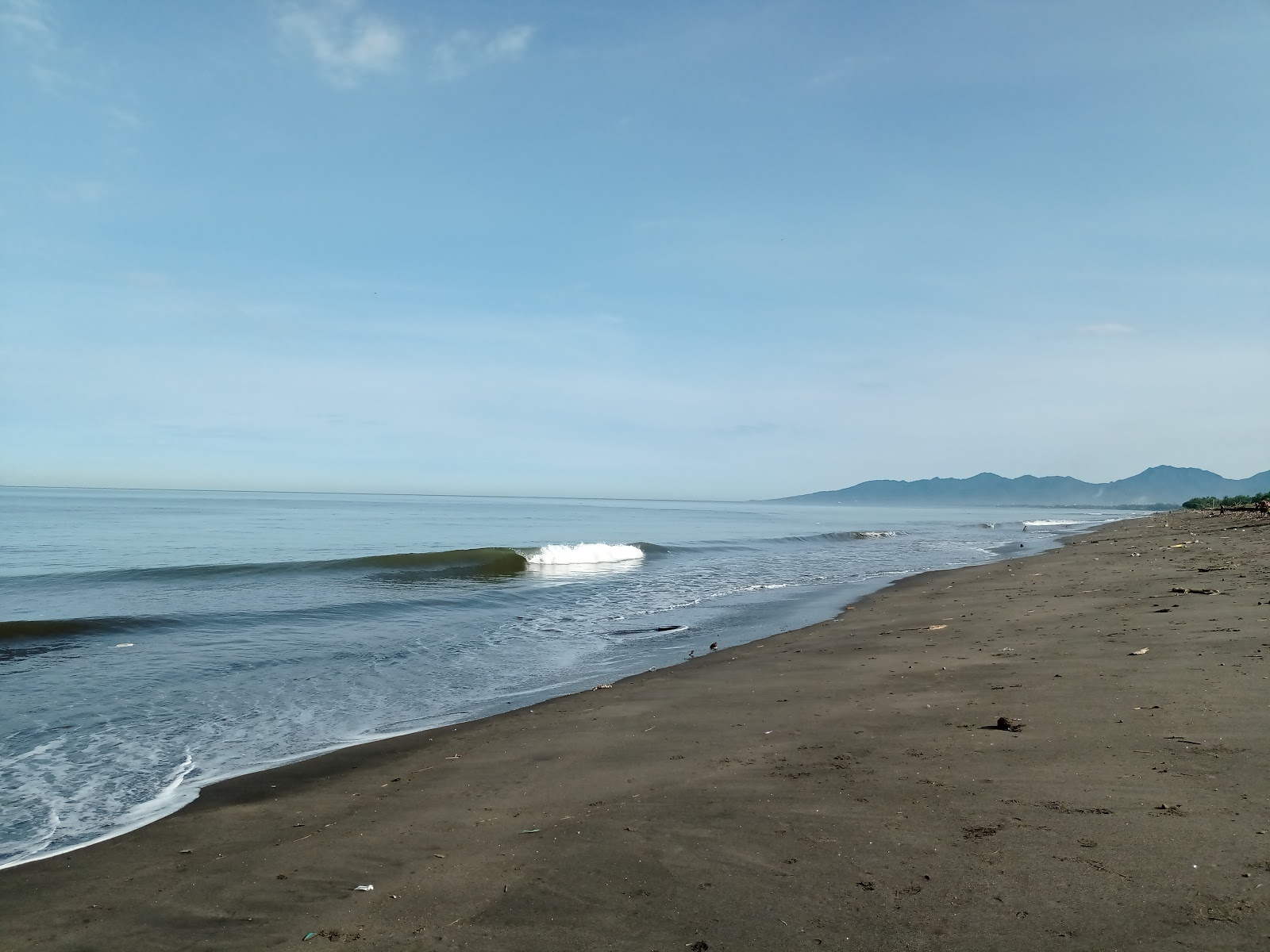 Karang Bangket Beach'in fotoğrafı düz ve uzun ile birlikte