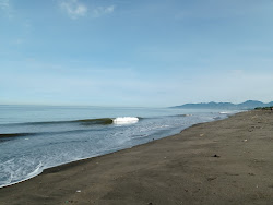 Karang Bangket Beach'in fotoğrafı düz ve uzun ile birlikte